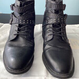 Sz 13 Steve Madden studded strap boots